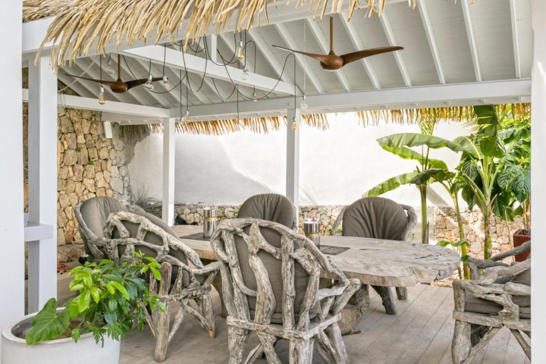 Villa Blue Lagoon Suite Apartment Lowlands Bagian luar foto