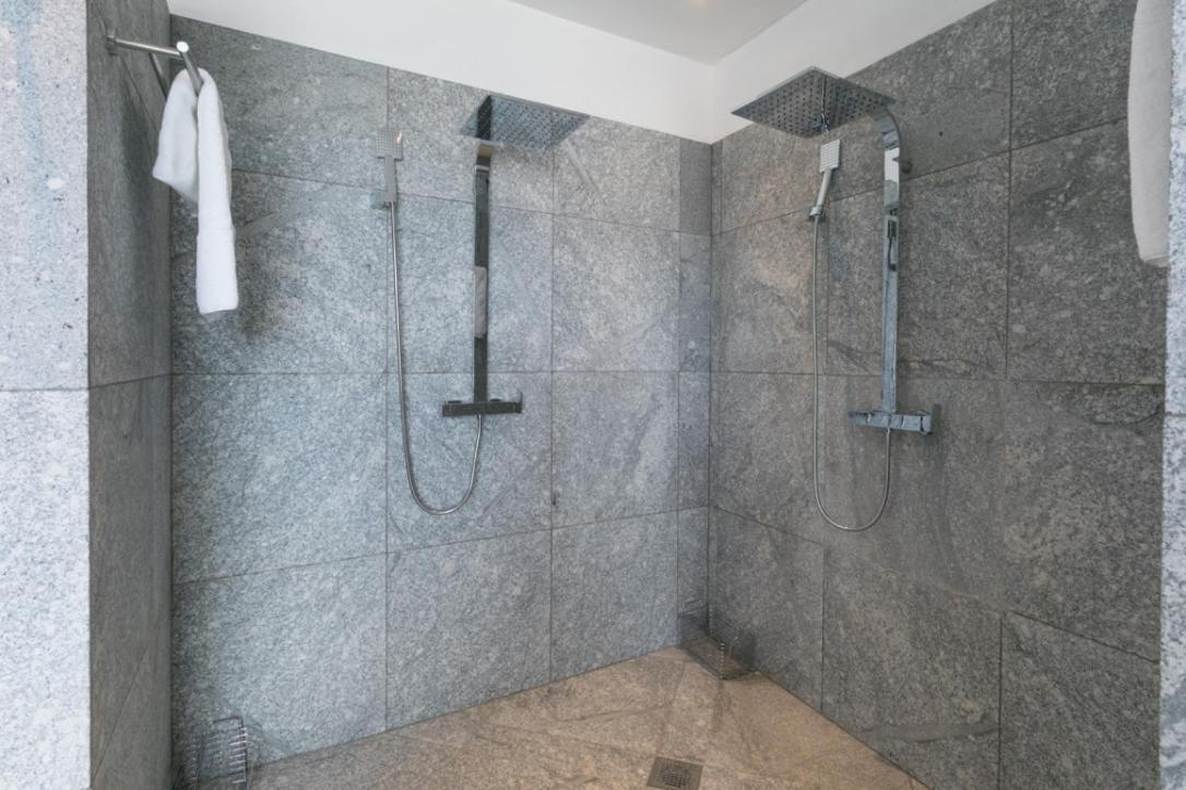 Villa Blue Lagoon Suite Apartment Lowlands Bagian luar foto